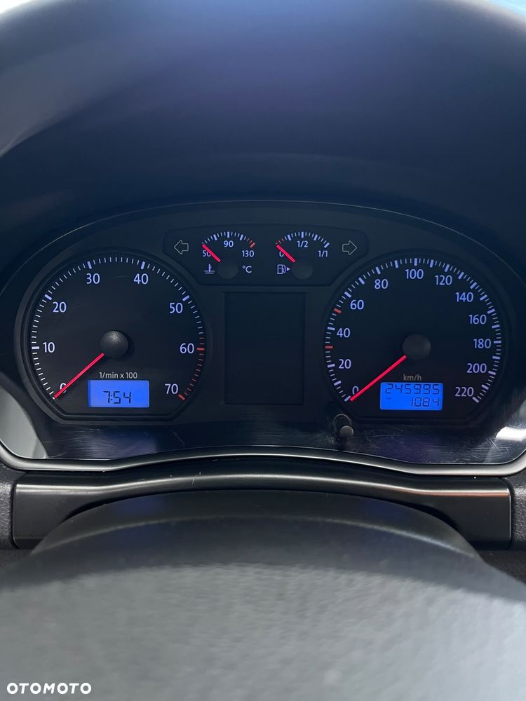 Volkswagen Polo 1.2 Blue Motion Technology Team - 25