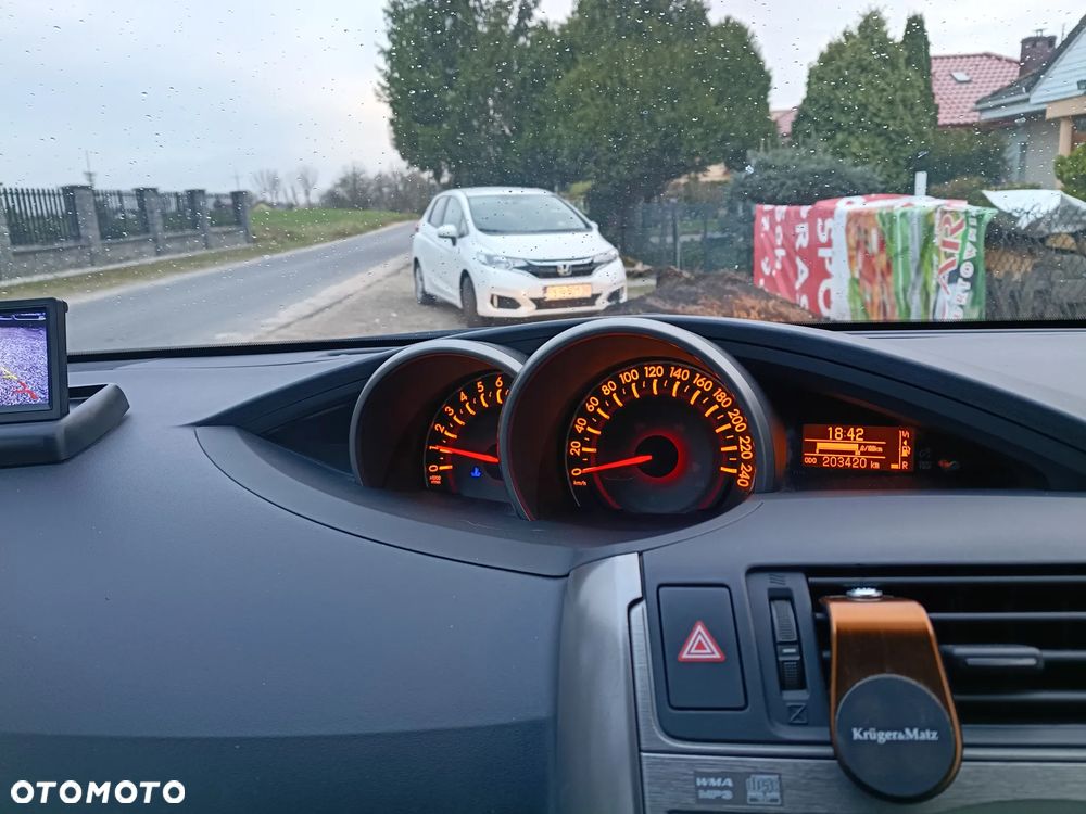 Toyota Verso 1.8 2010 7os - 9