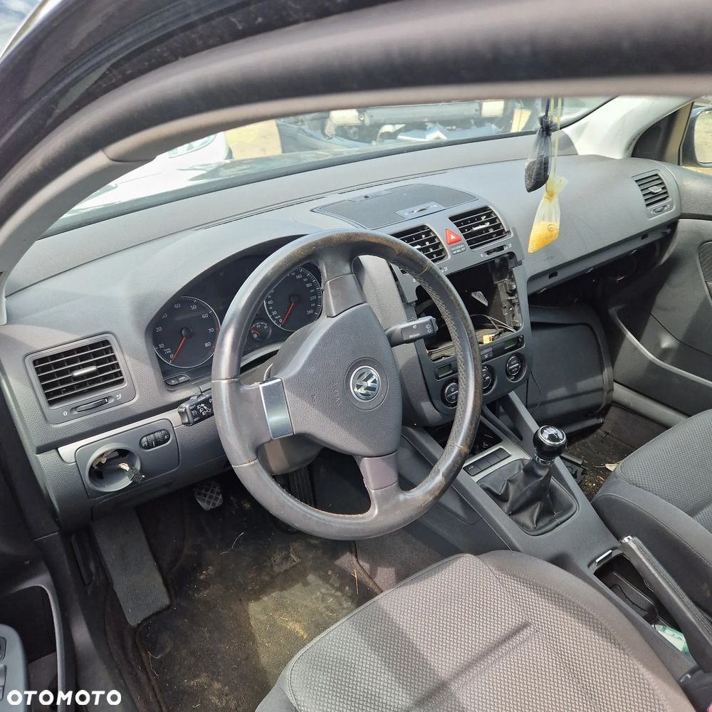 Volkswagen Golf V,  2,0 benz. 110KW, 2004r  kod silnika BLX skrzynia GB- CZĘŚCI - 3