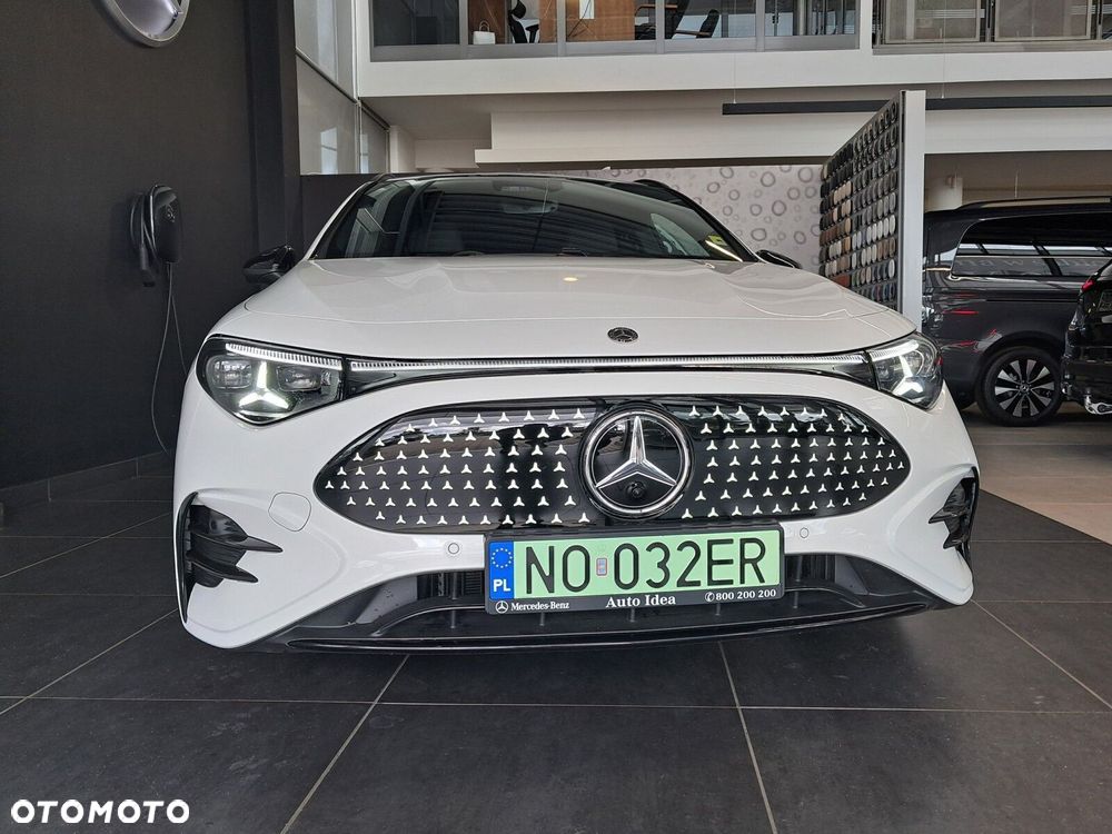 Mercedes-Benz CLA - 10