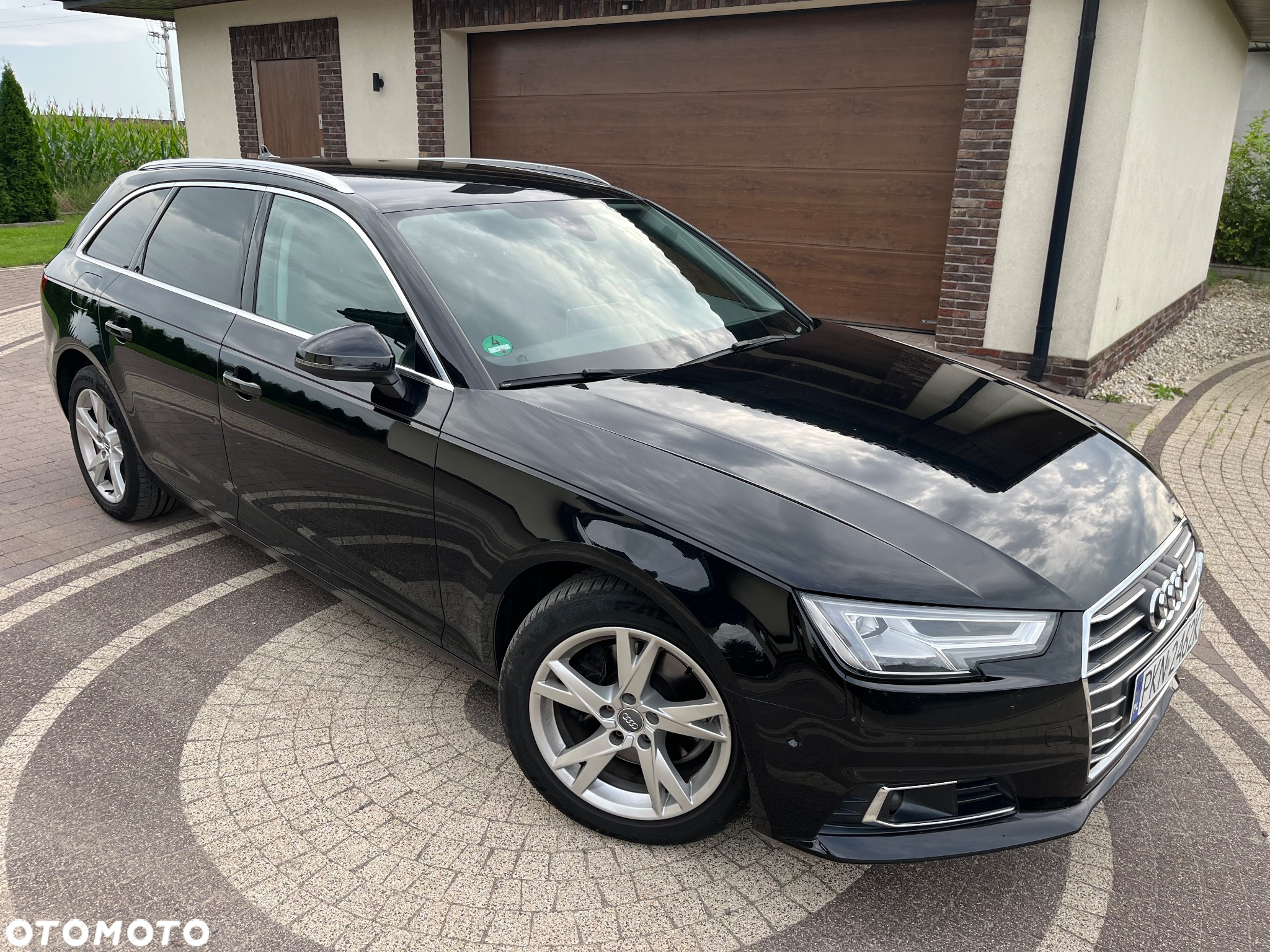 Audi A4 2.0 TDI ultra S tronic sport - 2