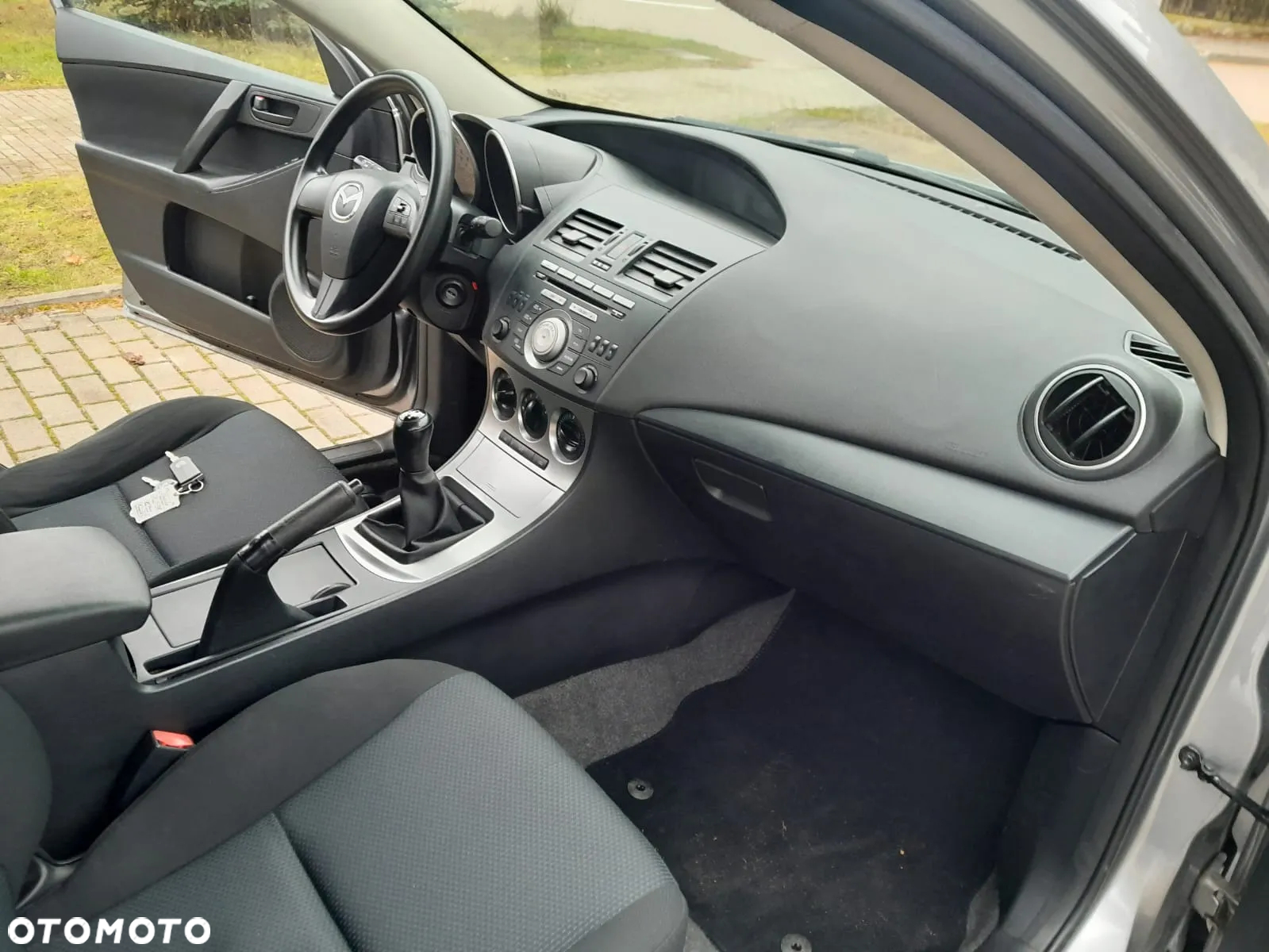 Mazda 3 1.6 Active - 12