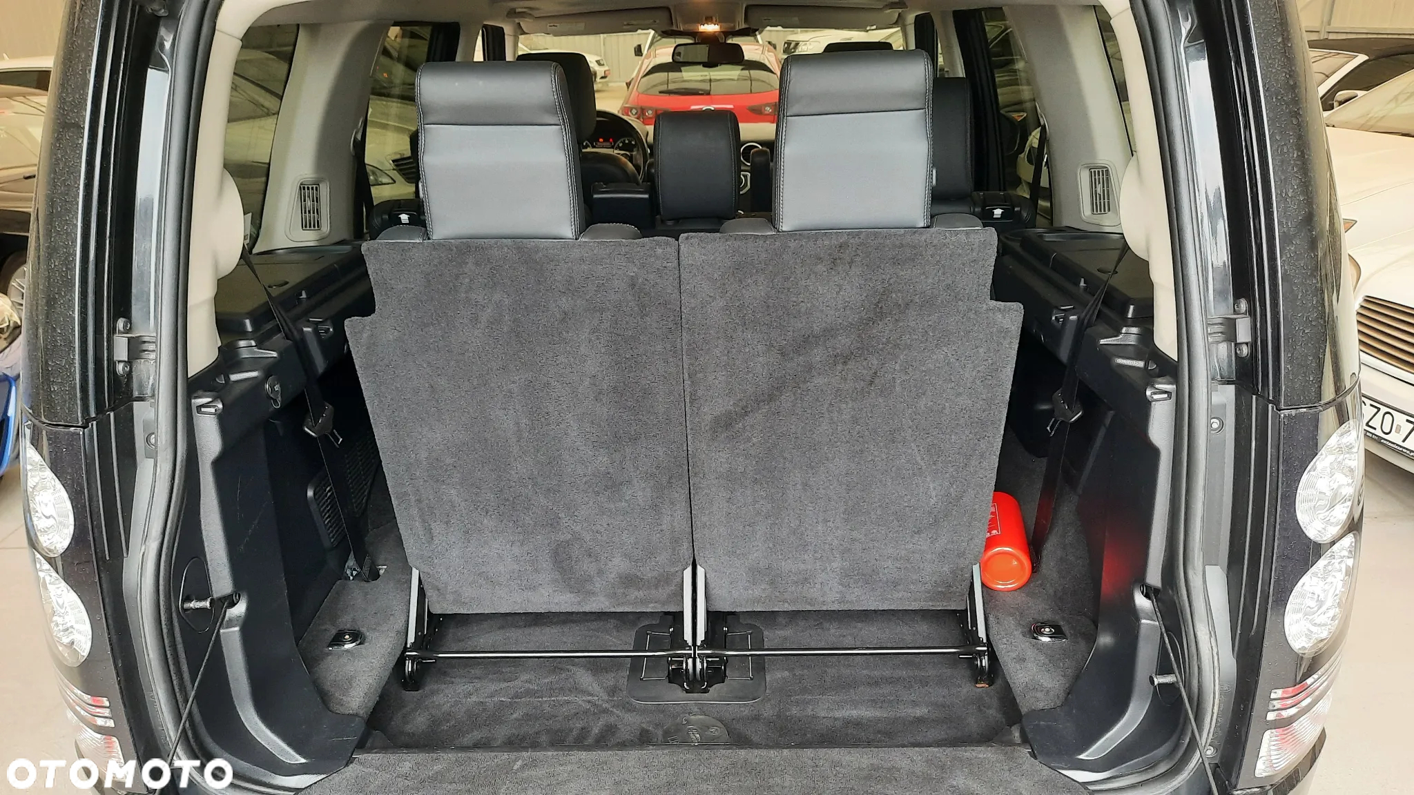 Land Rover Discovery IV 3.0 V6 SC Landmark - 11