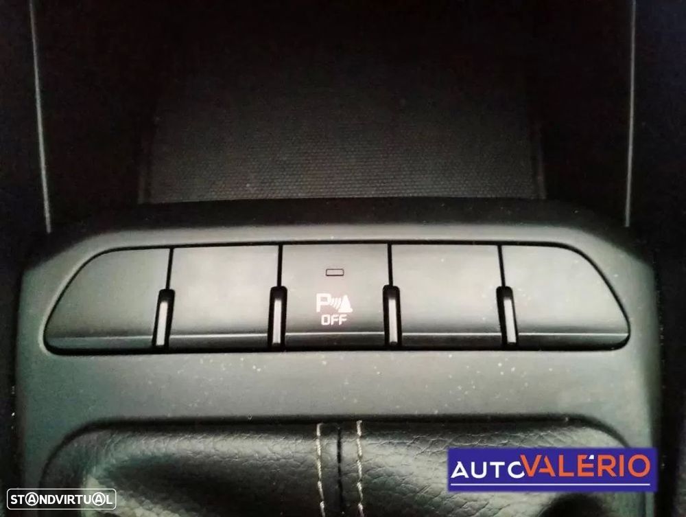 Kia Stonic 1.2 Move — fotografia 28