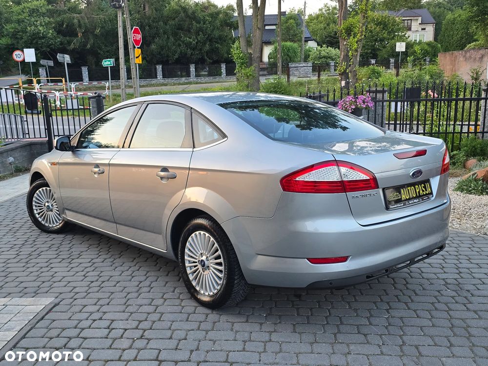 Ford Mondeo 2.0 Viva Titanium - 14
