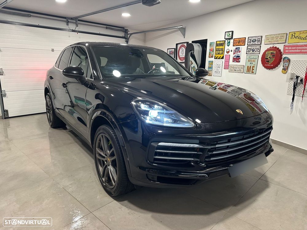 Porsche Cayenne E-Hybrid - 1