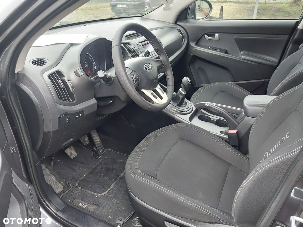 Kia Sportage 1.7 CRDI Business Line L 2WD - 11