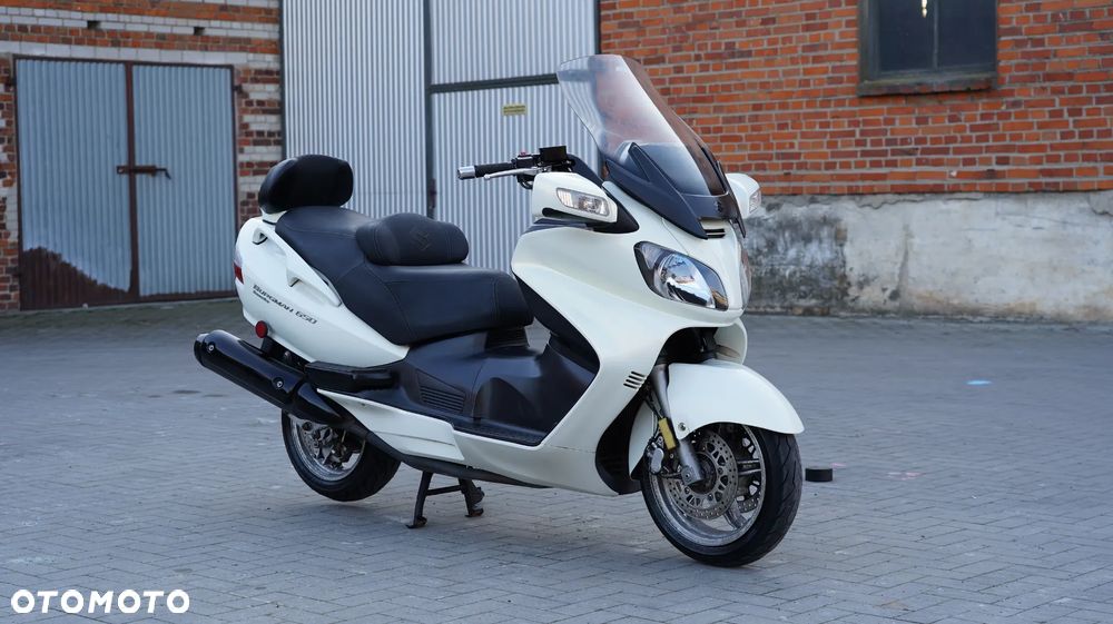 Suzuki Burgman - 6