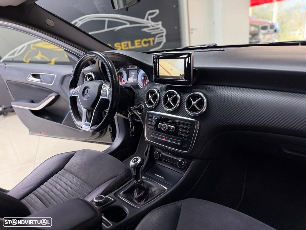 Mercedes-Benz A 180 Dynamic Edition - 24