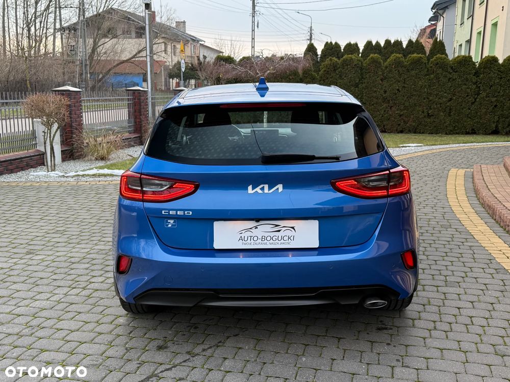 Kia Ceed 1.5 T-GDI M - 9