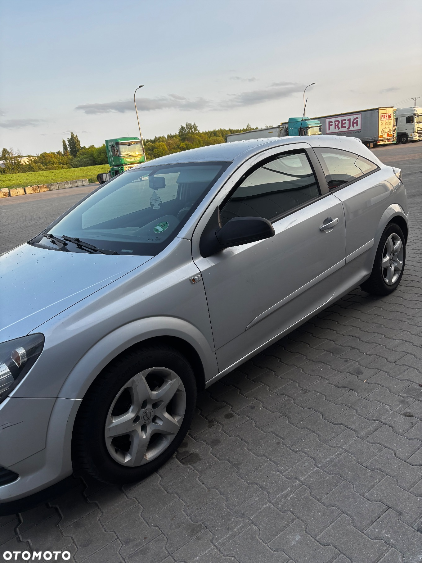 Opel Astra GTC 1.3 CDTI - 7