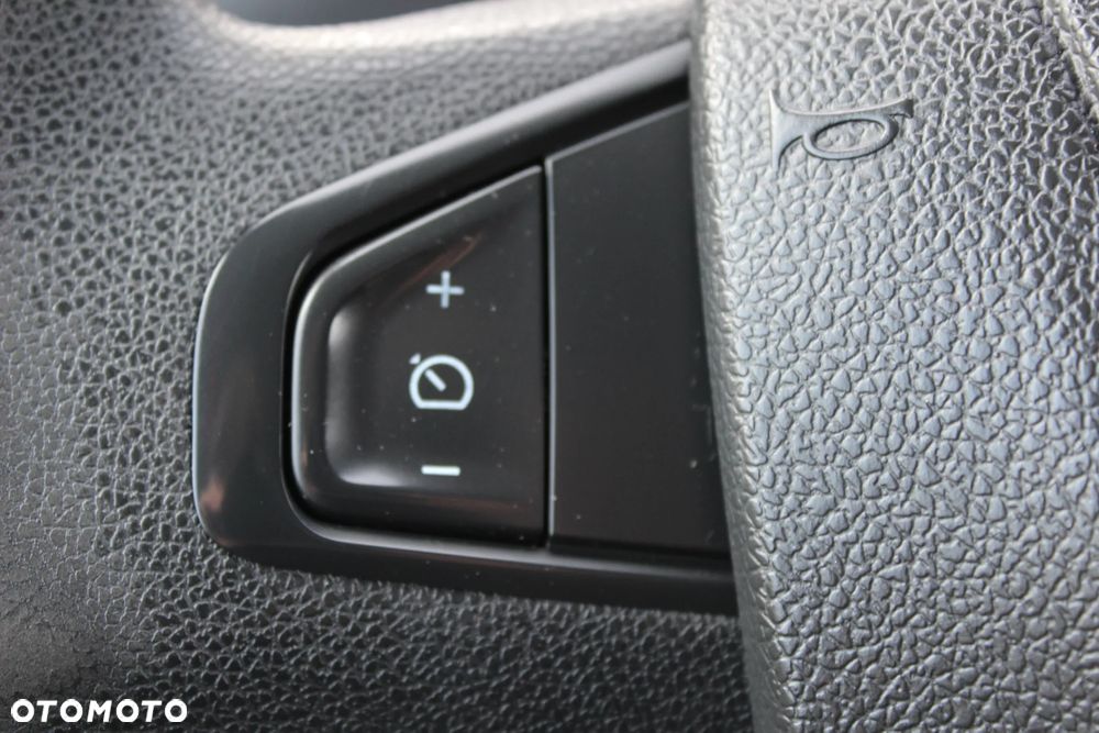 Nissan NV400 - 18