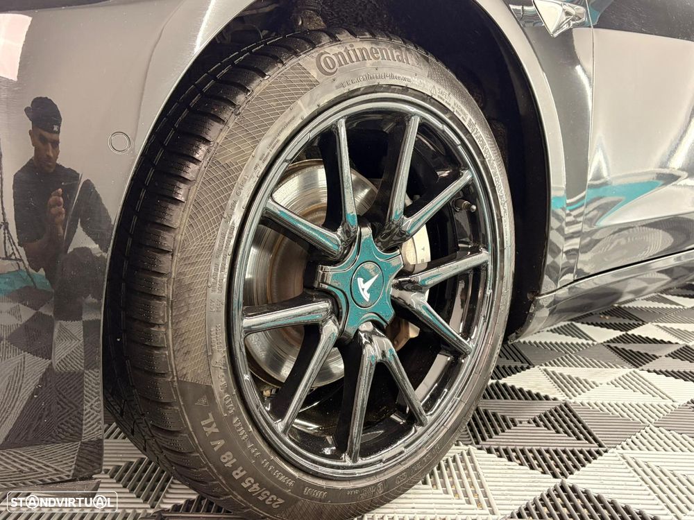 Tesla Model 3 Long-Range Dual Motor AWD - 3