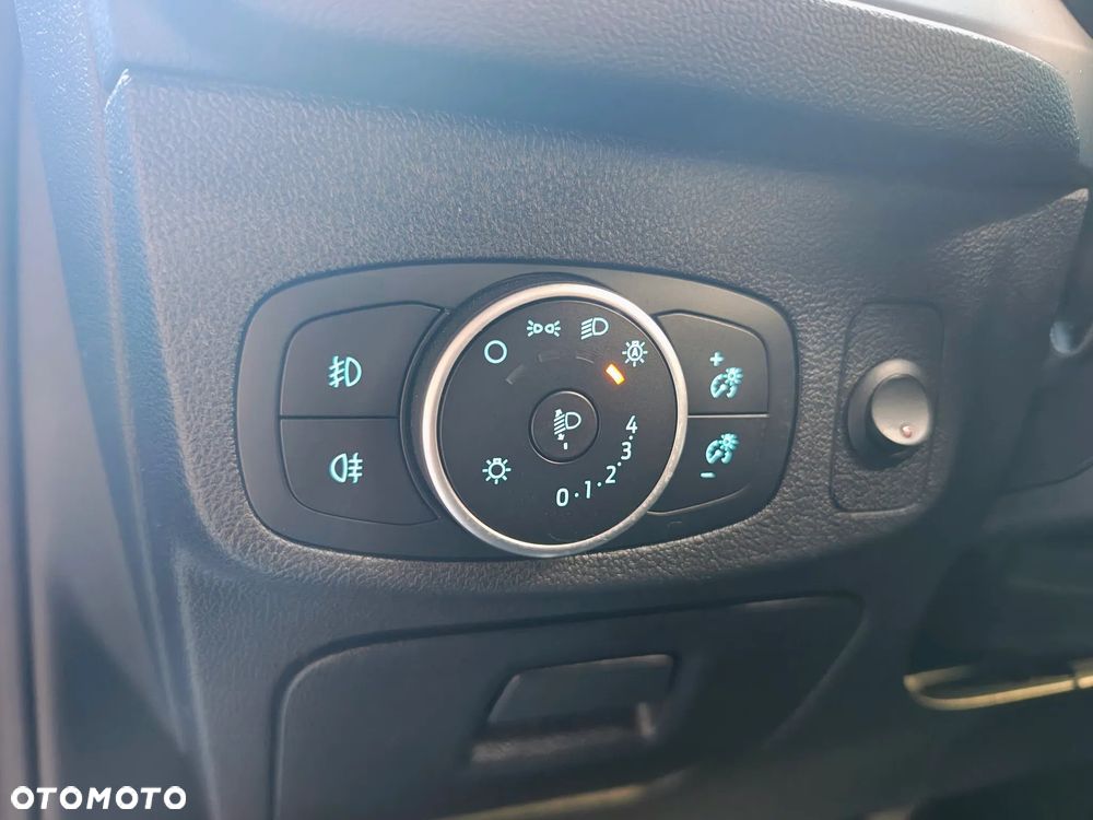 Ford Focus 1.5 EcoBlue Start-Stopp-System ST-LINE - 36