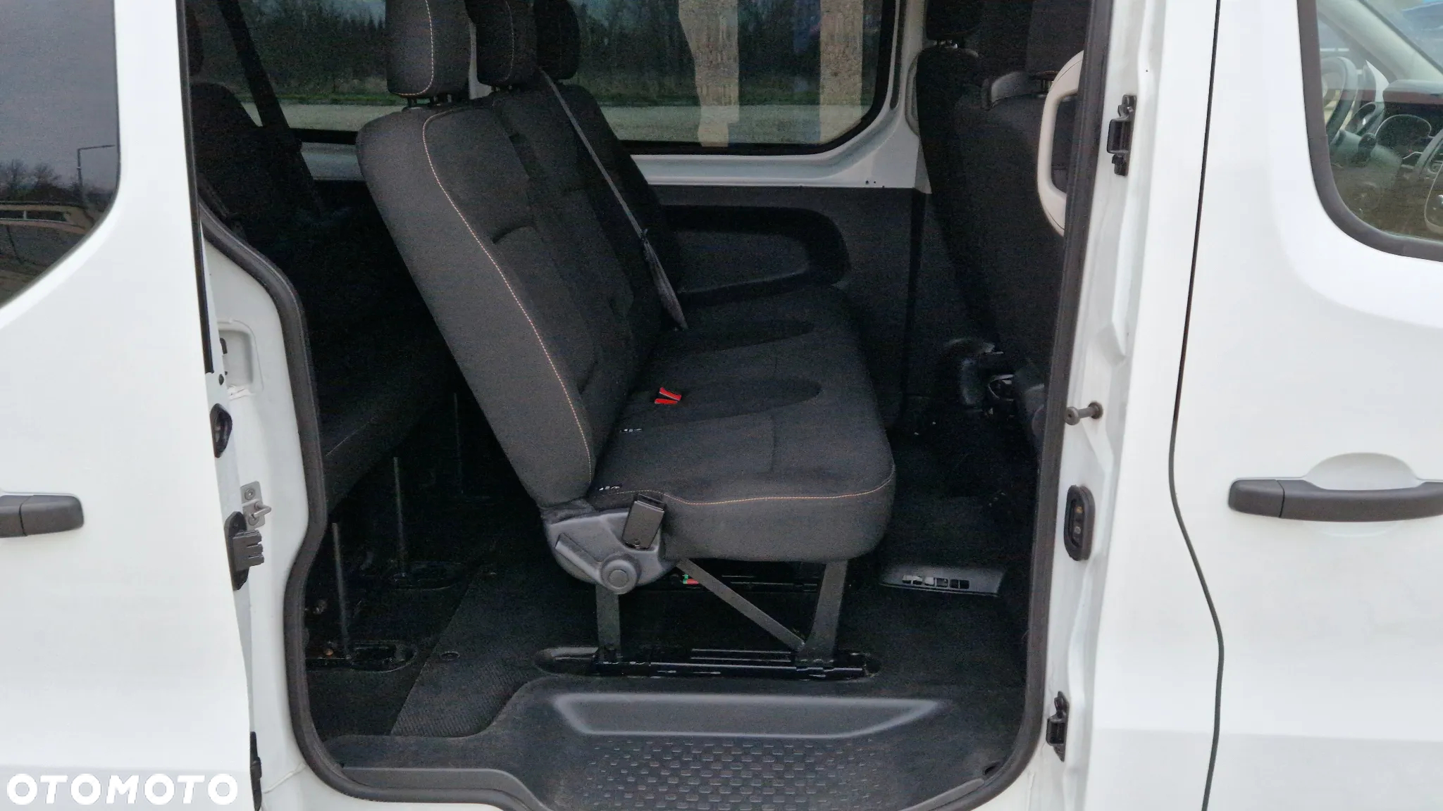 Renault Trafic SpaceClass 2.0 dCi - 15