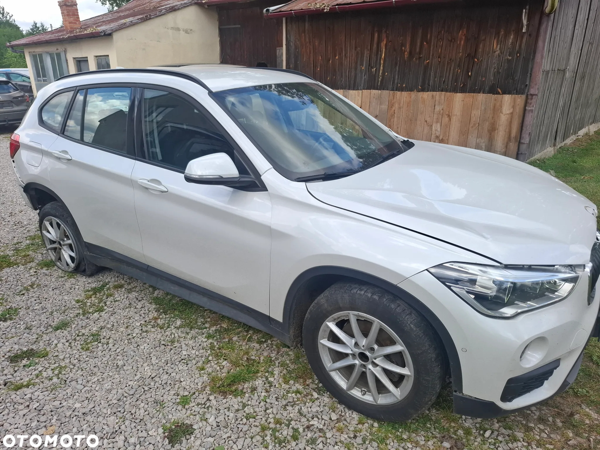 BMW X1 - 10