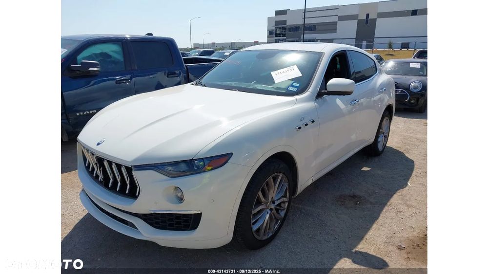 Maserati Levante - 2