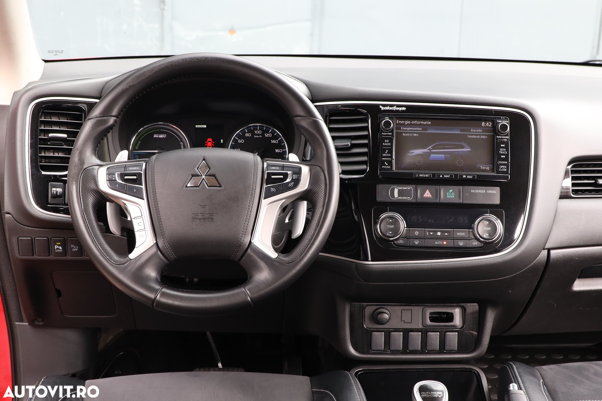 Mitsubishi Outlander 2.0 4WD Plug-In Hybrid - 5