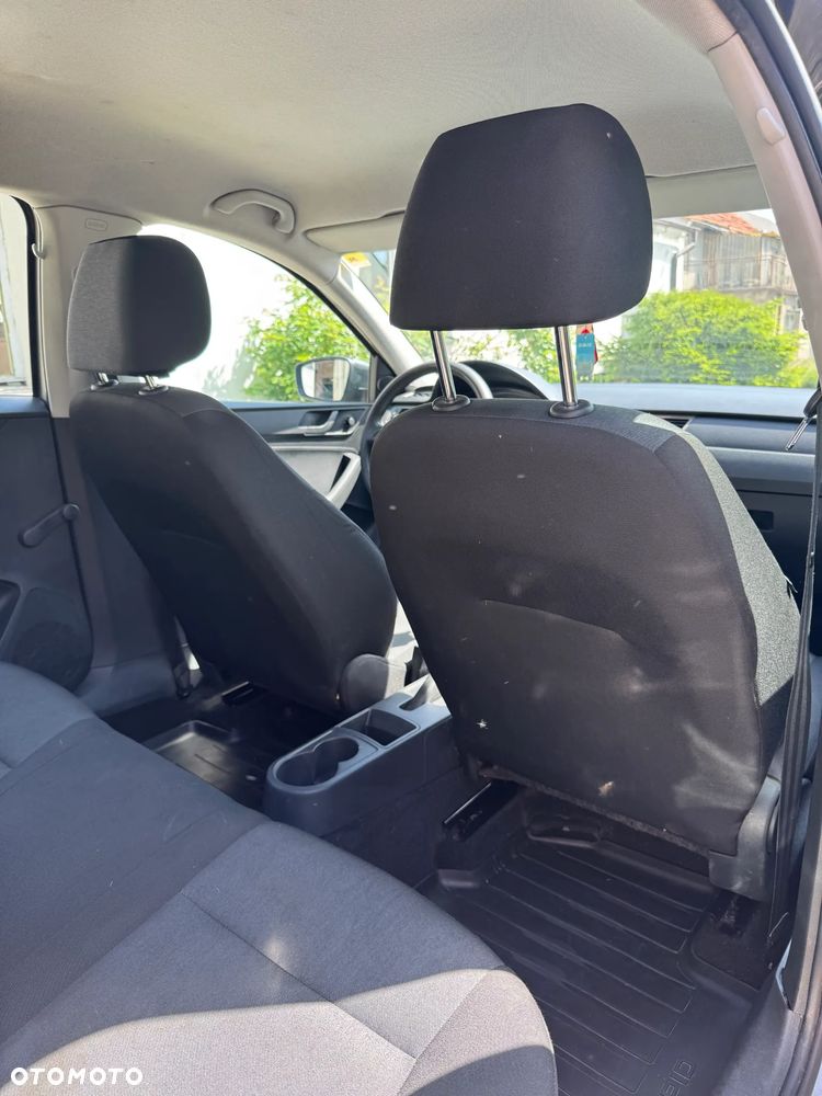 Skoda RAPID - 18