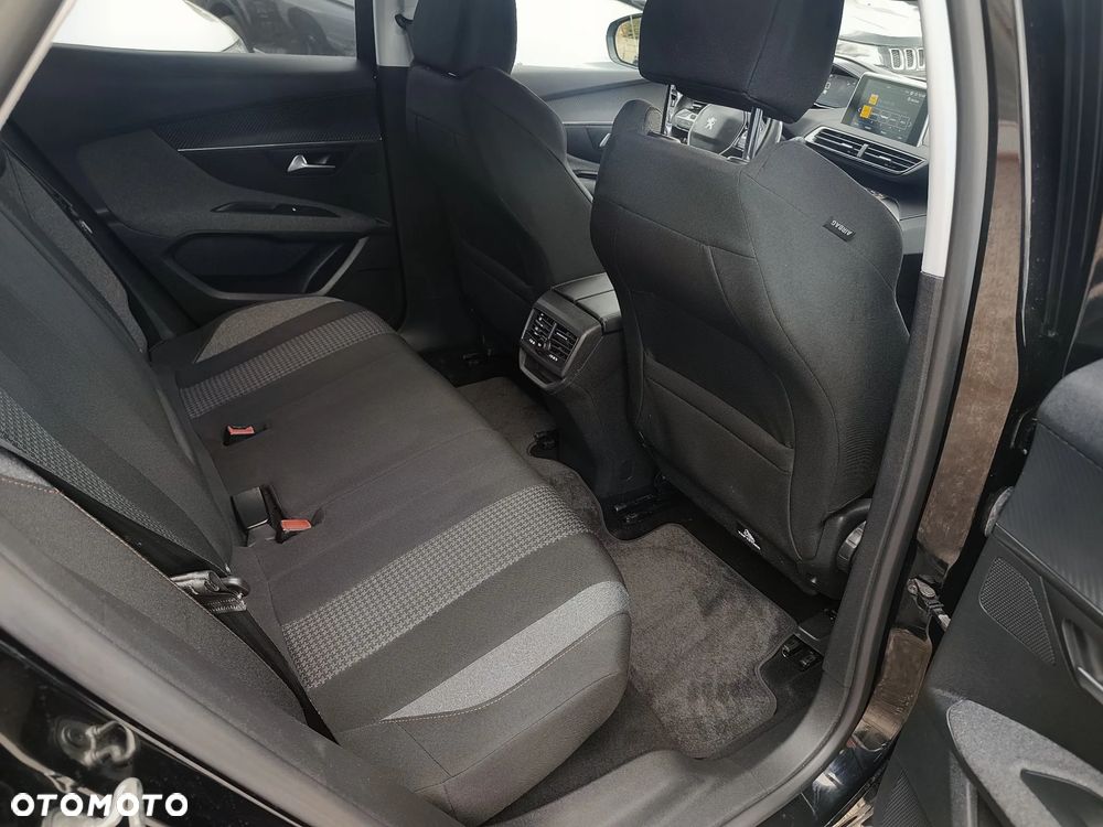 Peugeot 3008 - 9