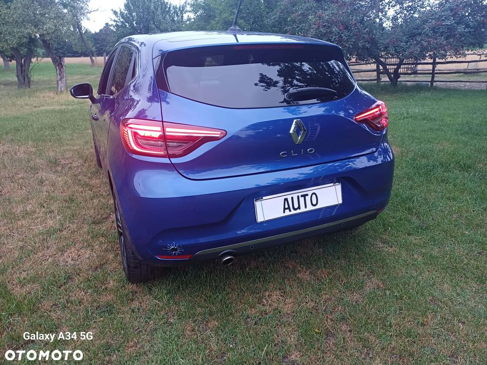 Renault Clio - 6