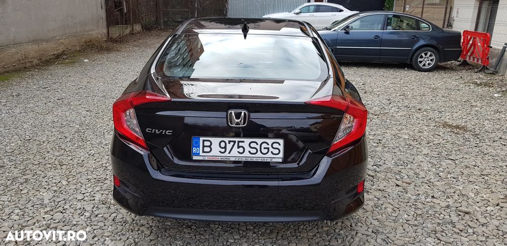 Honda Civic 1.5 VTEC Turbo Elegance Navi - 6