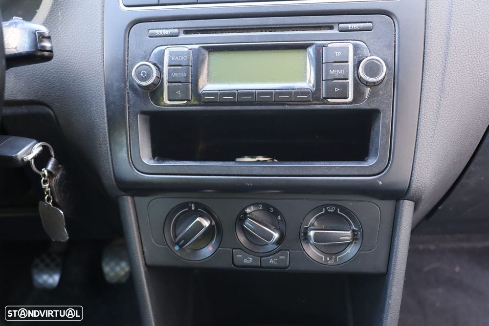 VW Polo 1.2 TDi Confortline - 11