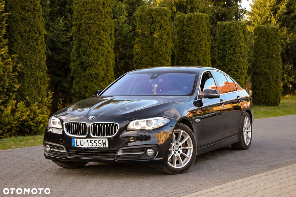 BMW Seria 5 525d xDrive Sport-Aut - 3