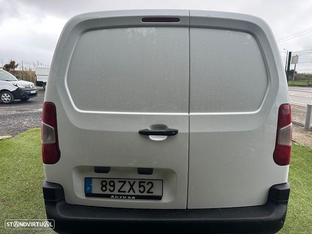 Peugeot PARTNER LONGA 3 LUGARES - 7