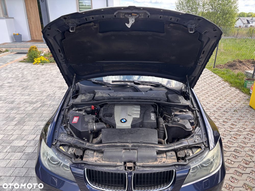 BMW Seria 3 320d DPF - 25