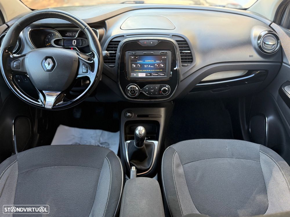 Renault Captur 1.5 dCi Exclusive - 6