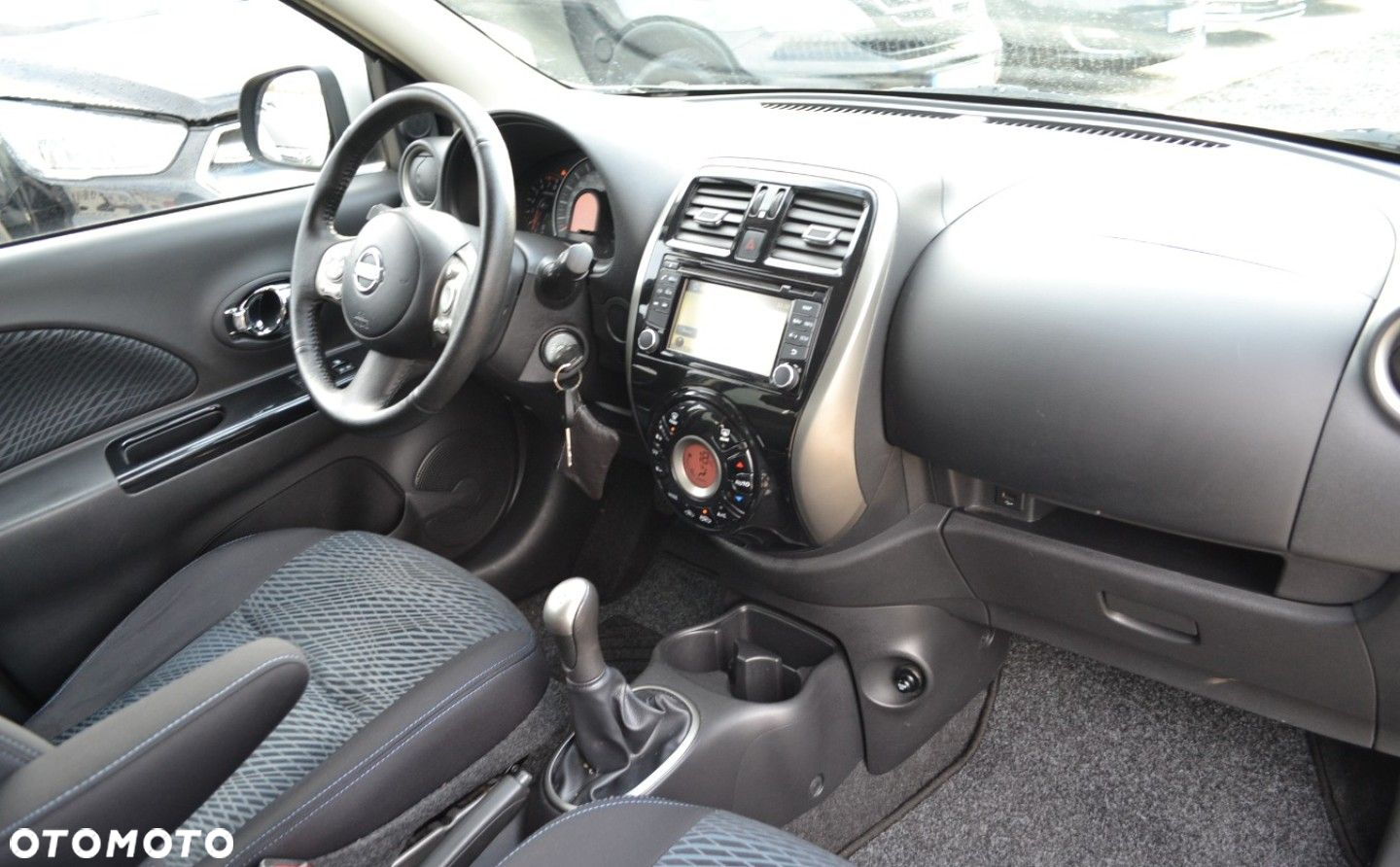 Nissan Micra 1.2 Tekna - 36