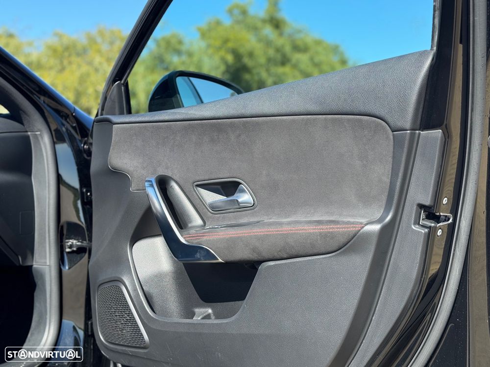 Mercedes-Benz A 180 d AMG Line Aut. - 34