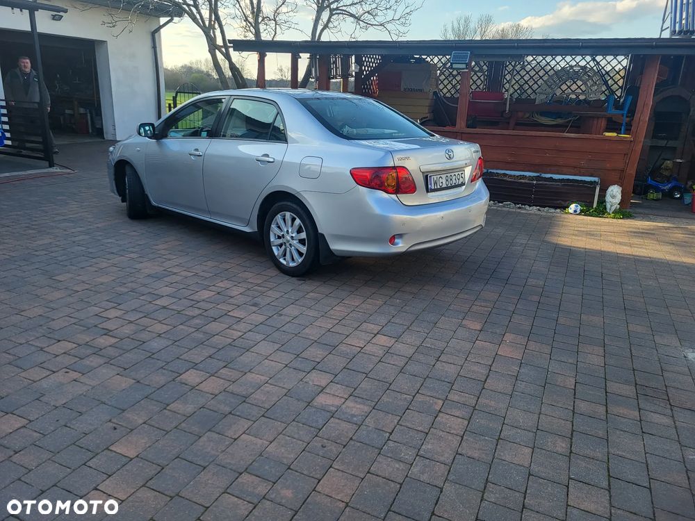 Toyota Corolla - 6