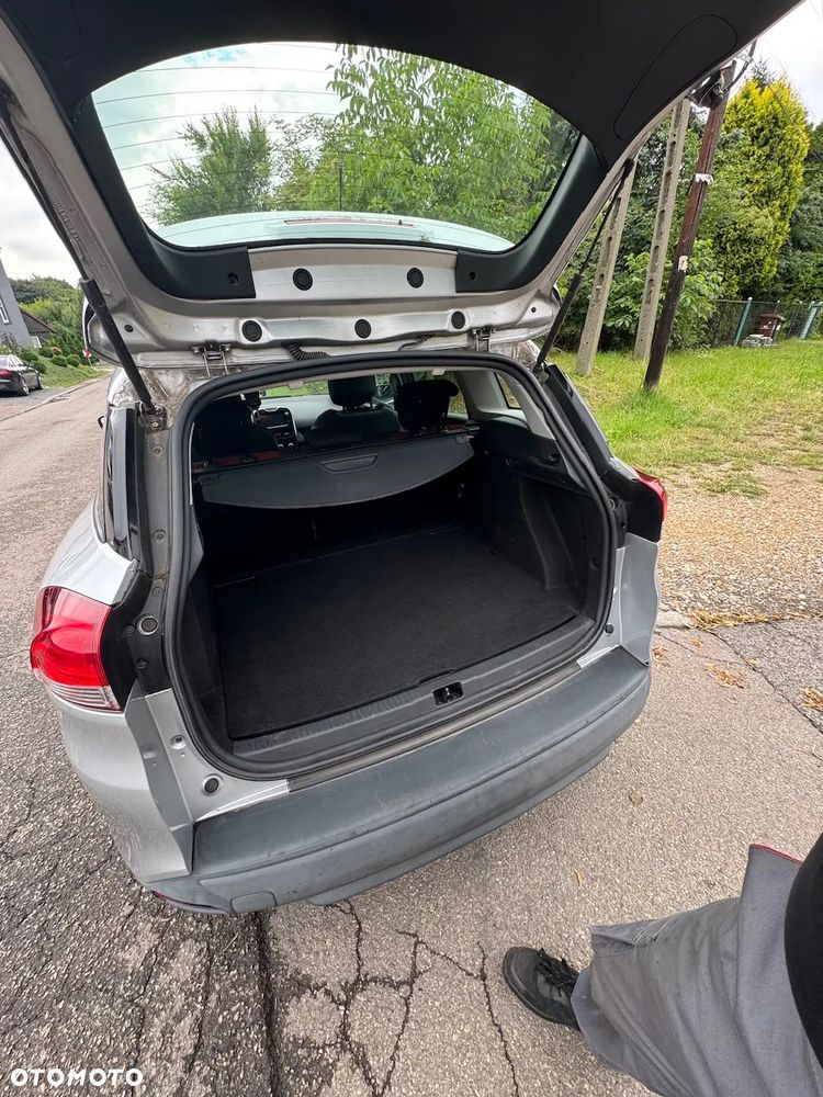 Renault Clio 1.2 16V Life - 12