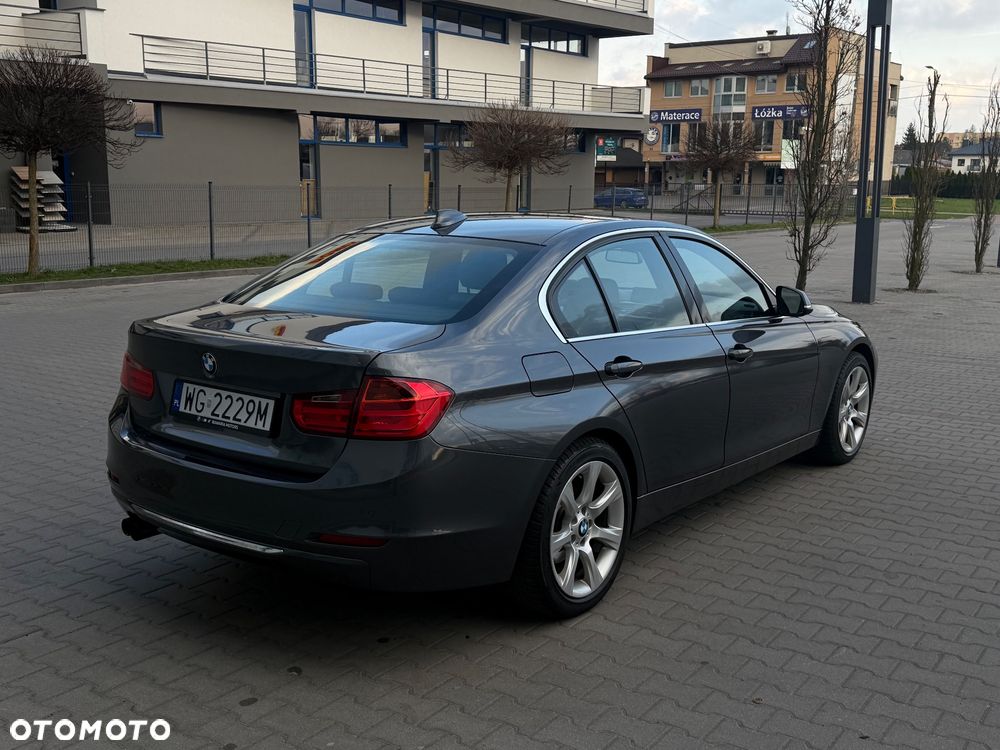 BMW Seria 3 328i Luxury Line - 6