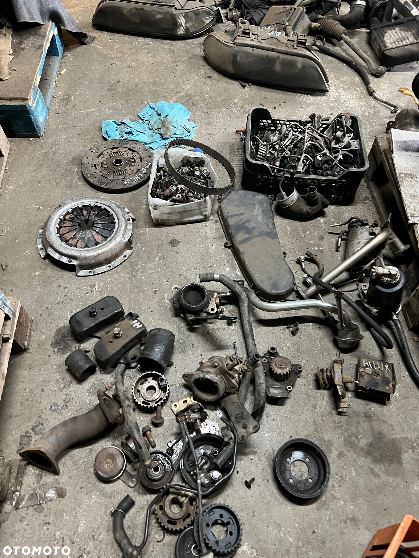 Vacum pompa toyota hilux 120 2.5 3.0d4d - 4
