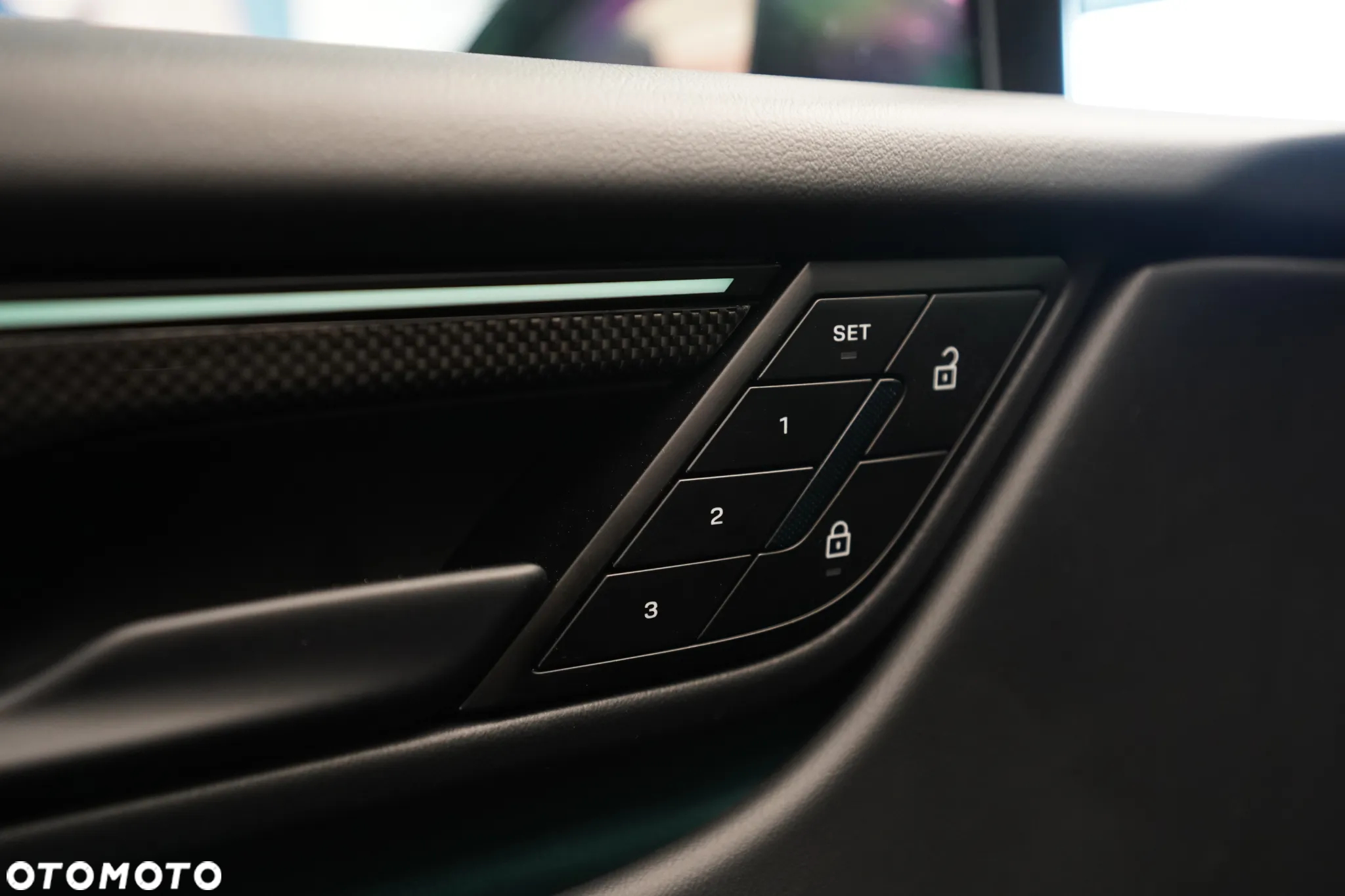 Porsche Macan Turbo 100kWh - 27