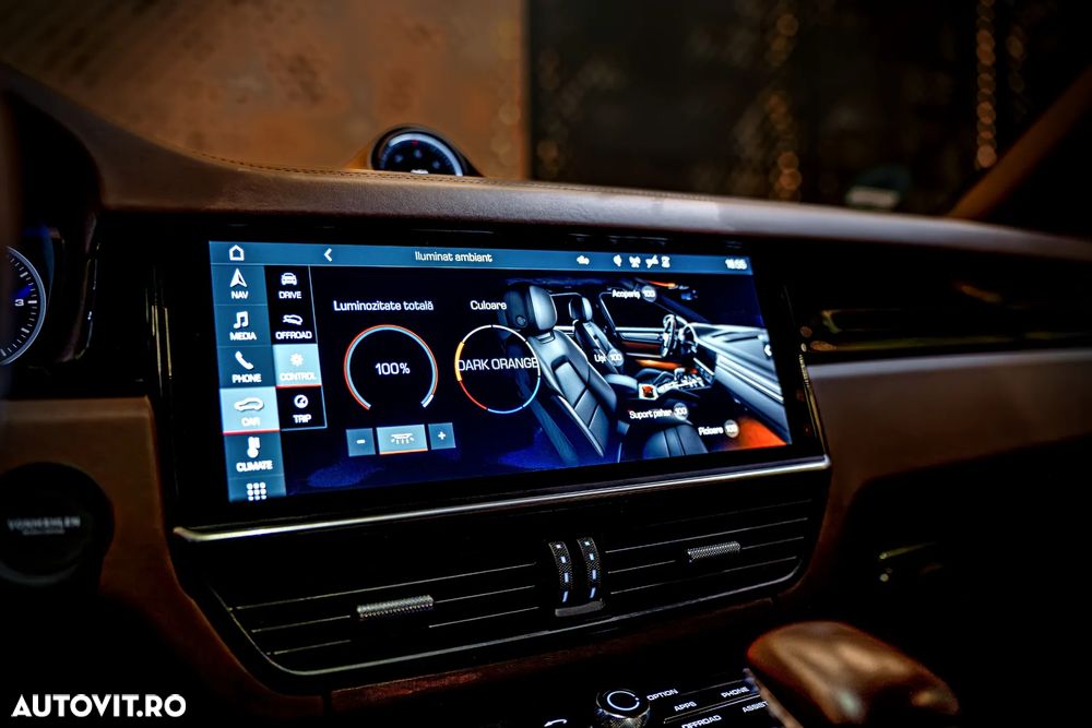 Porsche Cayenne Tiptronic S Platinum Edition - 31