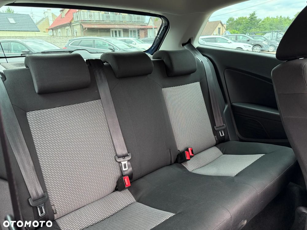 Volkswagen Polo - 15