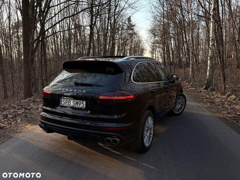 Porsche Cayenne S - 6