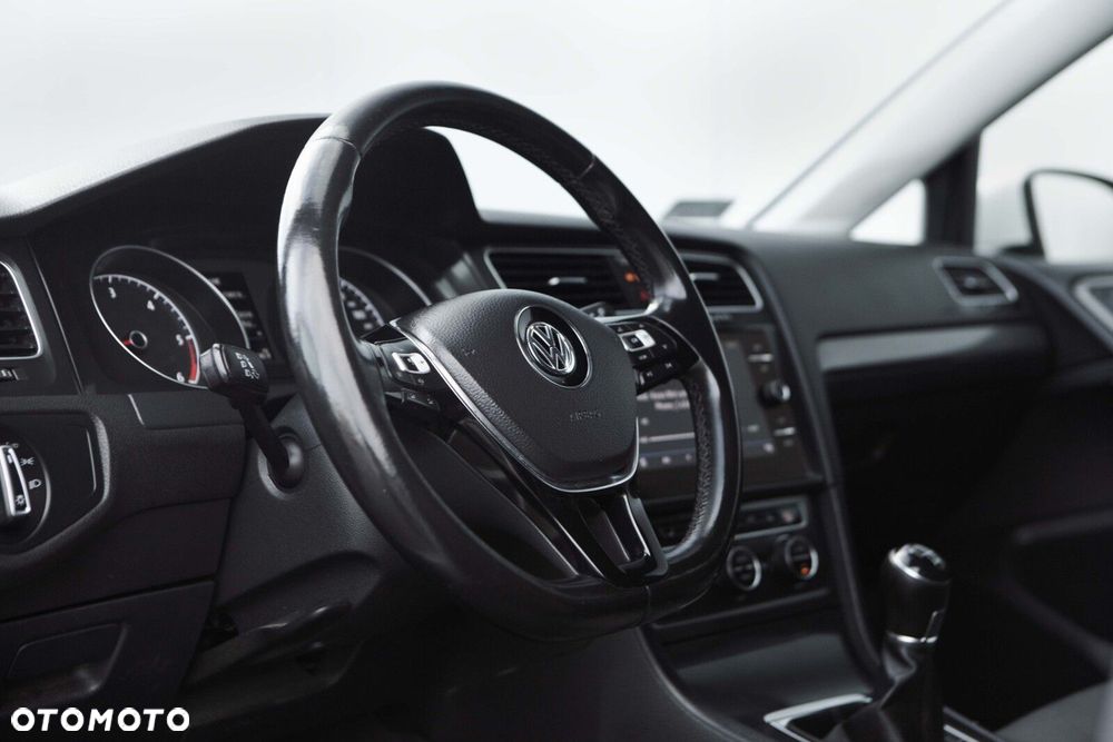 Volkswagen Golf 1.6 TDI BMT Comfortline - 20