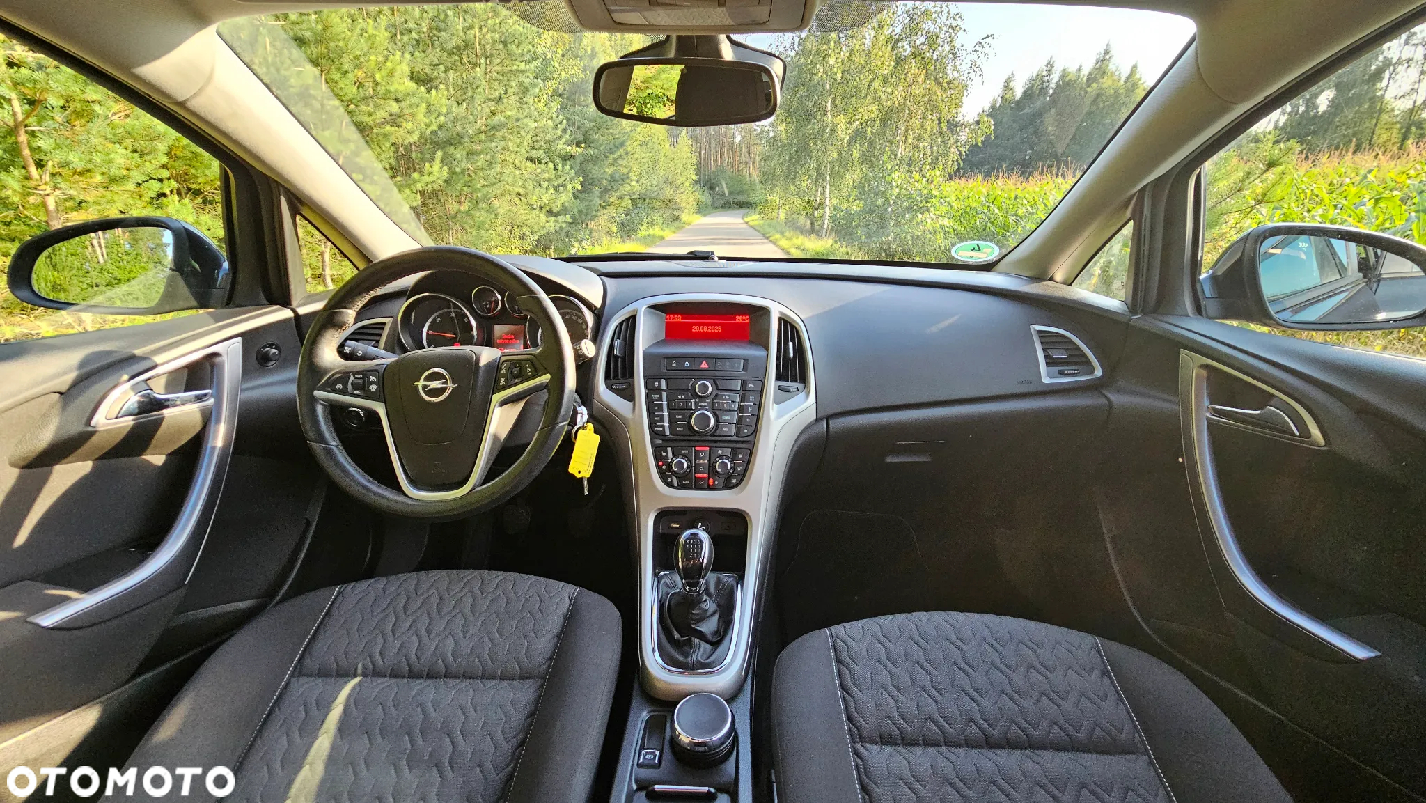 Opel Astra 1.7 CDTI DPF Active - 8