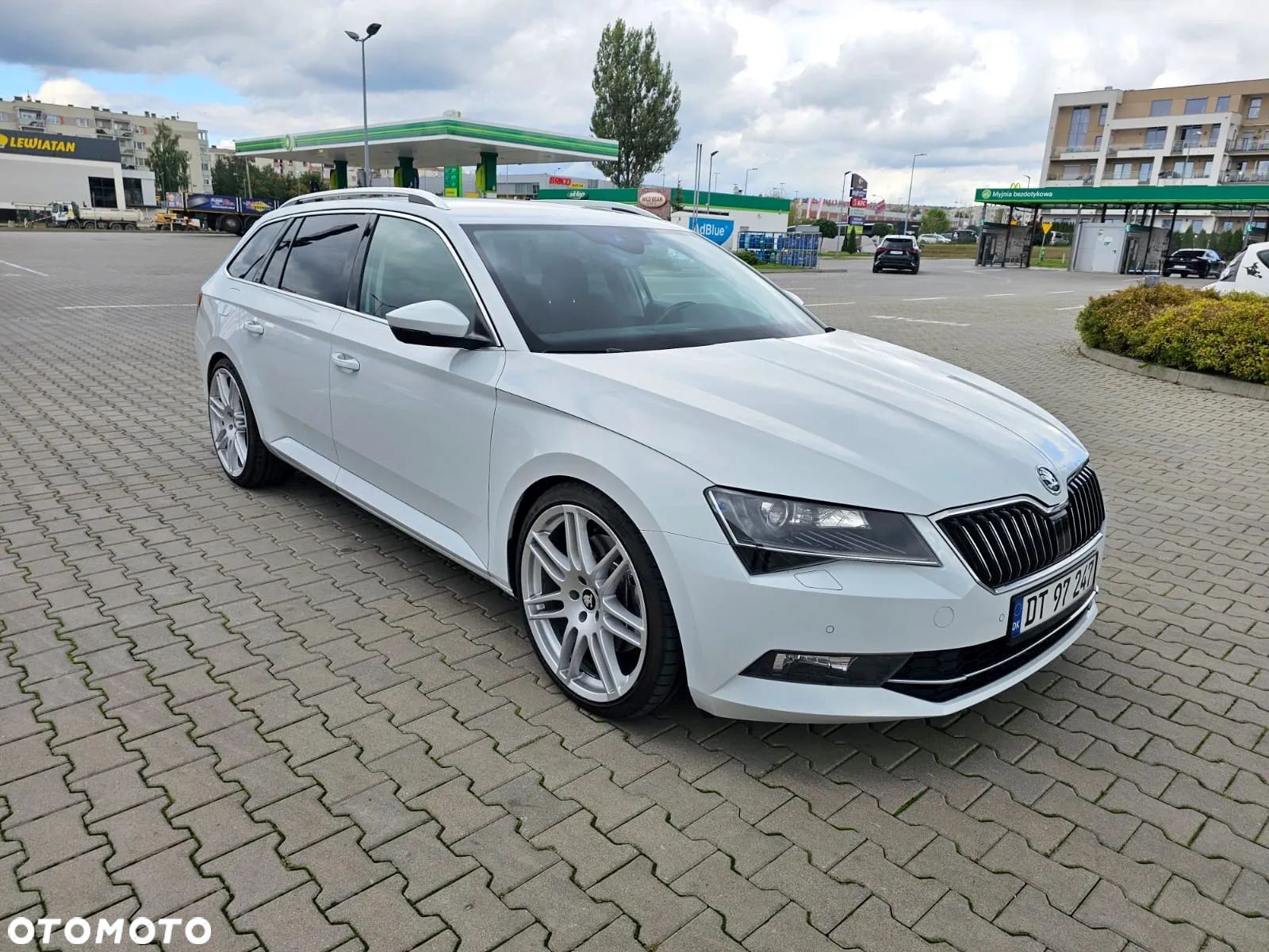 Skoda Superb 2.0 TSI 4x4 Style DSG - 1