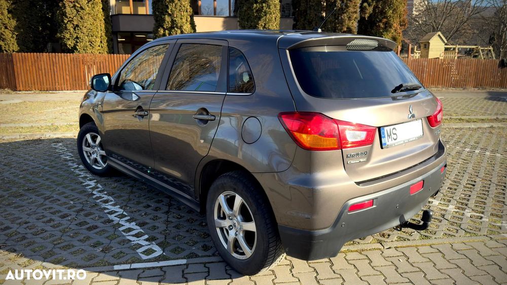 Mitsubishi ASX 1.8 DI-D 2WD Intense - 3