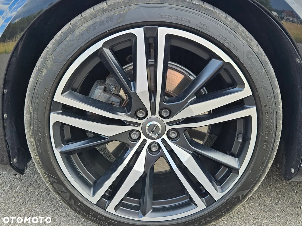 Volvo V60 B4 D R-Design - 38