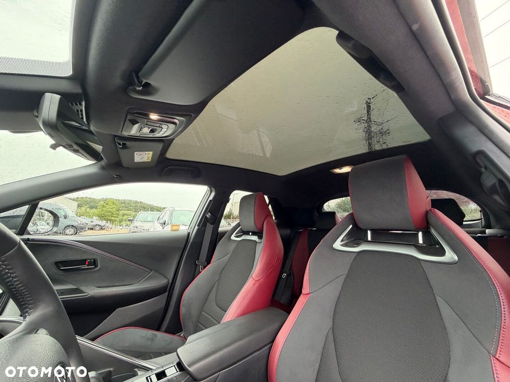 Toyota C-HR 2.0 PHEV Dynamic Force Tokyo Edition - 26