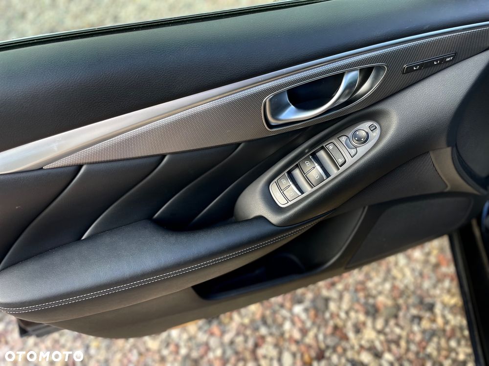 Infiniti Q50 2.2d Sport Executive EU6 - 31