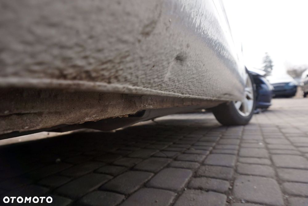 ĆWIARTKA PRÓG SŁUPEK PRAWY FABIA III NJ5 LIFT KOMBI LF9E  SKODA 2018-2021 - 2