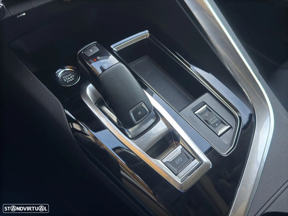 Peugeot 3008 PureTech 130 Stop & Start GPF EAT8 Active - 9